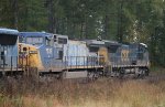 CSX 7660 leads 7838 southbound